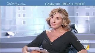 Myrta Merlino a Pierpaolo Sileri quotBella questa poltroncinaquot quotMi trova spiazzato io non [upl. by Ahouh]