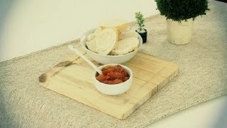 Como Preparar Salsa Sofrito  Sabores Latinos [upl. by Nnylanna]