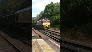 66 188 passing through Balcombe on 3924 [upl. by Alyos428]