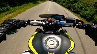 YAMAHA MT09 PURE SOUND  PREMIERE BARODE EN MT09  FULL AKRAPOVIC  Zoom H2n [upl. by Buyers144]