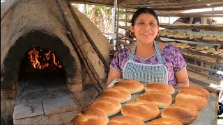 Haciendo Pan En Horno De Leña Para Esta Semana Santa  Juntos Podemos gt [upl. by Gianna]