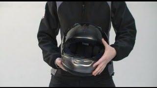 Le Casque Arai Quantum  intégral moto en détail [upl. by Noiram]