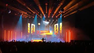 Giorgio Moroder – Giorgio by Moroder Daft Punk Cover Live  Budapest Sportarena 15052019 [upl. by Cormick]