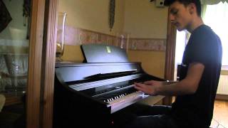 Halil Furkan Bektas Alyazmalim hamamda ilk gozyasi gulpembe hababam sinifi piano [upl. by Norrehs630]