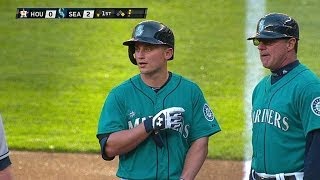 HOUSEA Seager singles in a pair to open the scoring [upl. by Oyr]