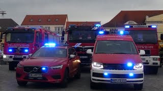 so viel Blaulicht Adventsumzug Feuerwehr Ribnitz Damgarten amp Dierhagen 2023 [upl. by Anig]