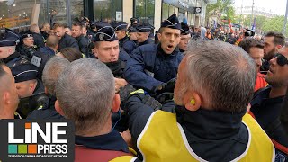 Les pompiers en colère manifestent dans la capitale  Paris  France 16 mai 2024 [upl. by Asela583]