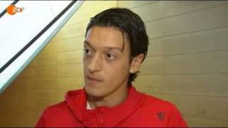 Mesut Özil Respekt vor den Freunden [upl. by Eisiam]