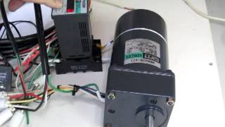 ORIENTAL MOTOR BSD4254114GN75K AC speed control motor With decelerator 動作確認 [upl. by Llenaj]