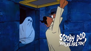 Scooby Doo Where Are You 2 4 Hassle In The Castle [upl. by Ahmad751]