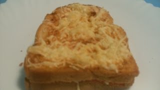 Comment faire des croques monsieurs maison  Recette du vrai croque monsieur [upl. by Domel]