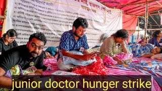 Bengal doctors refuse to end hunger strike before meeting CM Mamata Banerjee [upl. by Klina]