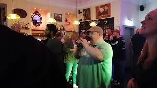 Marc Dahmen  Sommer in der Stadt Cover Karaoke im Bolleke 18102024 [upl. by Efinnej875]