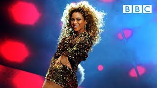 Beyoncé performs Irreplaceable  Glastonbury 2011  BBC [upl. by Skvorak]