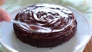 How to Make Chocolate Ganache Icing [upl. by Hniht897]