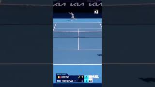 This point cannot be real Berg Vs Tsitsipas shorts tennis [upl. by Eardna]