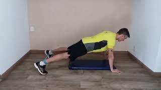 PRANCHA ABDOMINAL ABRE E FECHA PERNAS COM MINI BAND  EXERCÍCIOS COM ELÁSTICO  TREINO EM CASA [upl. by Nnewg]