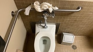 2013 Kohler Kingston Vs 25 Feet Of 2 Ply TP [upl. by Hackney10]