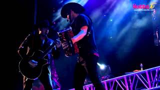 Calibre 50 en el Carnaval de Minatitlan Veracruz 2014  YattaRadiocom [upl. by Asir]