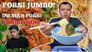 Mie Ayam Paling Favorit di Babarsari Yogyakarta  Mie Ayam Afui   Epic Food [upl. by Rimidalv]