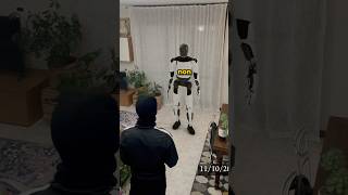 TESTO IL MIO ROBOT CONTRO UN LADRO🤖🥷Consigliami altri video da fare✅👇🏼 [upl. by Ettolrahc]