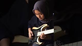 T2  lelaki cadangan  cover gitar cover cewekcantik jilbab gitar widia coversong liriklagu [upl. by Suillenroc]