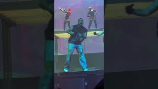 Chris Brown dance to soak city part 6 chrisbrown 1111tour dance [upl. by Eirrol]