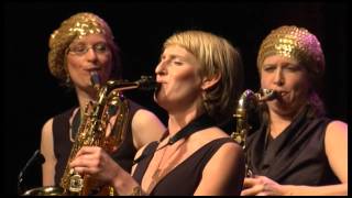 Das Saxophonquartett sistergold spielt quotAbbaquot [upl. by Airliah28]