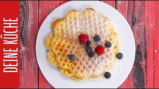 Waffeln backen kann jeder diy  REWE Deine Küche [upl. by Maise]