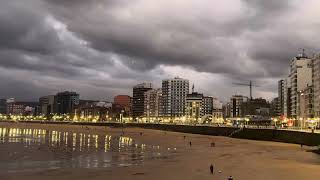 Playa de San Lorenzo Gijón  12 de noviembre de 2024 [upl. by Barbuto885]