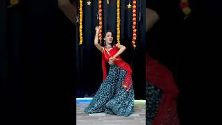 Mehendi  Song  Dhvani Bhanushali  Dance Video  Muskan Kalra shorts [upl. by Juxon314]