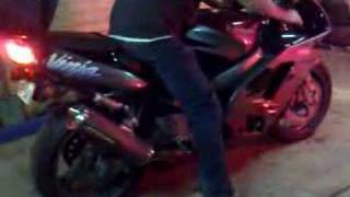 Kawasaki Ninja ZX9R burnout Drunk idiot [upl. by Allegna]