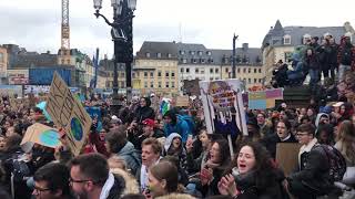 La marche pour le climat est arrivée au Knuedler [upl. by Sixela]