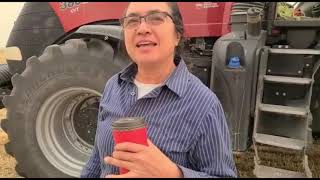 La mejor mujer tractorista en Canada 🇨🇦 [upl. by Eleen]