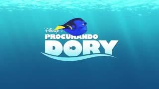 Buscando a Dory  Escena Eres una beluga  Disney · Pixar Oficial [upl. by Selmore]