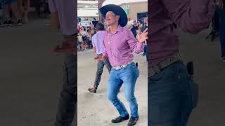 Movimiento de cadera con Gonzalo pulga de alamo Tx dance foryou lapulga youtubeshortsvideo [upl. by Arahahs314]