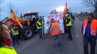 Agricultores temblequeños en las manifestaciones del 622024 en Madridejos [upl. by Maurise]