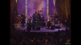 Hall amp Oates Me And Mrs Jones Live 2003 [upl. by Hylan]