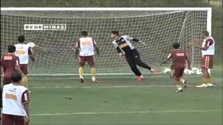 Ronaldinho  Freestyle At Training  20132014  Atletico MG NEW [upl. by Namrak]