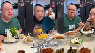 La esposa reemplazó el pollo asado escondido de su marido por panasmr alimentos funnychinesefood [upl. by Grayce]