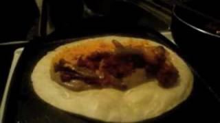 Ricos burritos con chorizo  La receta de la abuelita [upl. by Eerised877]