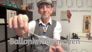 How to tie a balloon knot  Ballon knopen door de Haagse ballonnenboer  tutorial  easy balloons [upl. by Ramon]