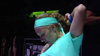 Svetlana Kuznetsova Cuts Hair MidMatch  2016 WTA Finals Singapore [upl. by Oruam]