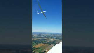 Glider Dramatically Passes Powered Aircraft [upl. by Enywtna759]