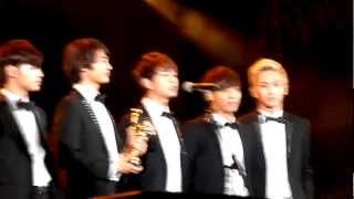 130115 GDA SHINee receive award fancam [upl. by Ellenahs581]