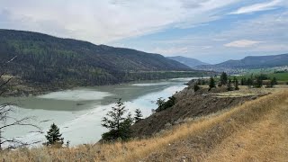 Chilcotin River landslide  Reservoir begins to drop and upstream erosion beginning [upl. by Bohaty526]