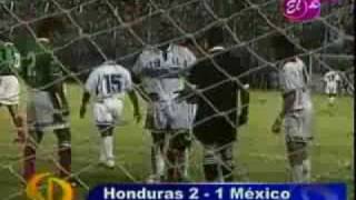 mexico vs honduras en el morazan 21101996 [upl. by Gnaoh]