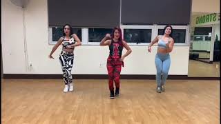 Ven devórame otra vez  Salsa  Zumba [upl. by Ordnajela752]