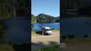 Übernachtung an der Schwarzatalsperre bei Häusern im Schwarzwald vanlife camper kastenwagen [upl. by Rubina]