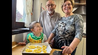 TORTA DI MELE BISCOTTI CROCCANTI INSIEME A LUDOVICO  RICETTA DELLA NONNA MARIA [upl. by Comstock]